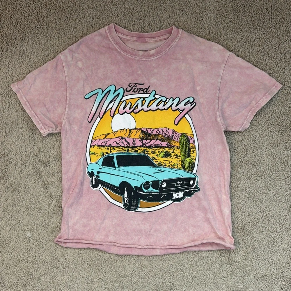 Women’s Ford Graphic Tee Bundle - Picture 6 of 12